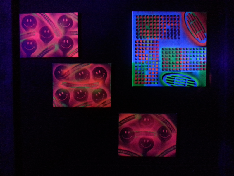 ERROR404 Sprayed spiral UV.